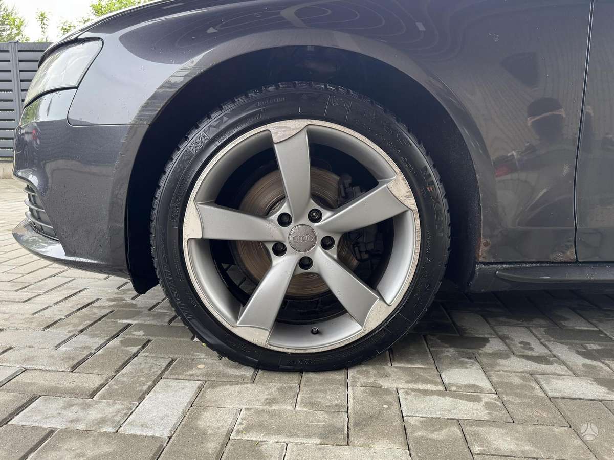 Audi A4, 1.8 l., Универсал