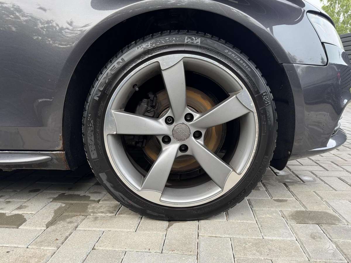 Audi A4, 1.8 l., Универсал