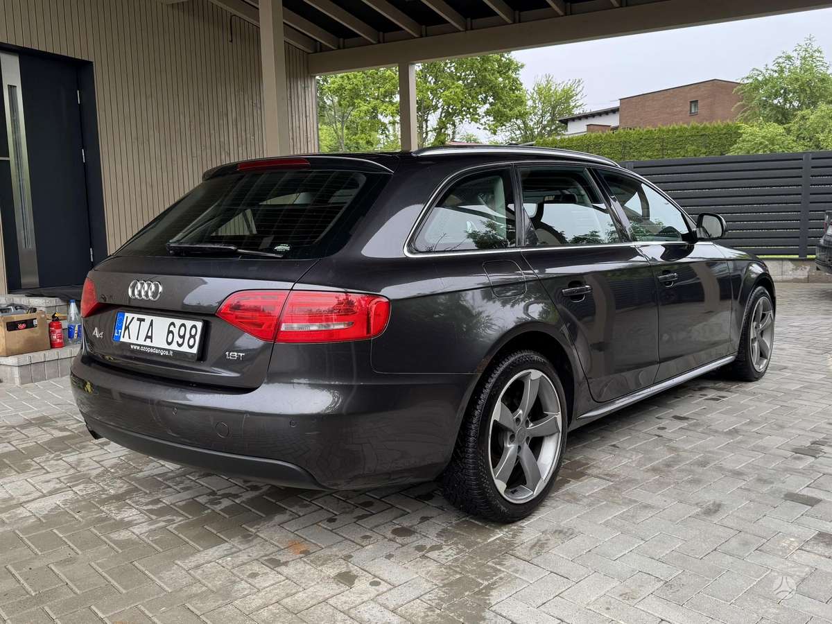 Audi A4, 1.8 l., Универсал