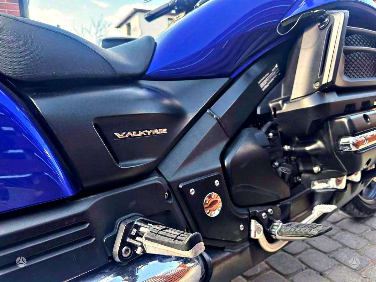 Honda Valkyrie 1832cc, чопперы / круизеры / custom