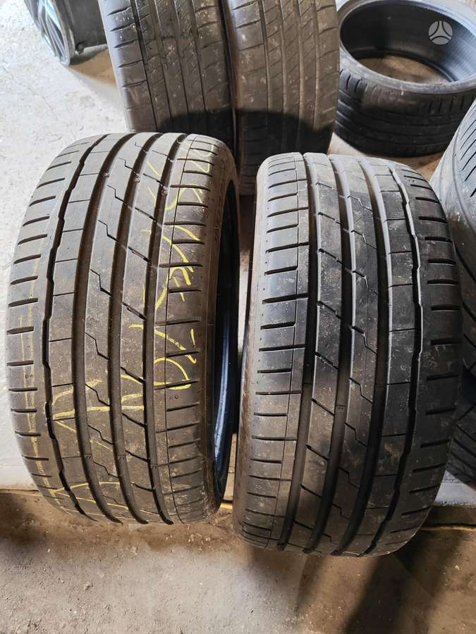 Hankook, летние 235/40 R19