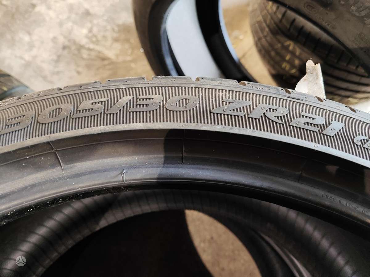 Pirelli, summer 305/30 R21