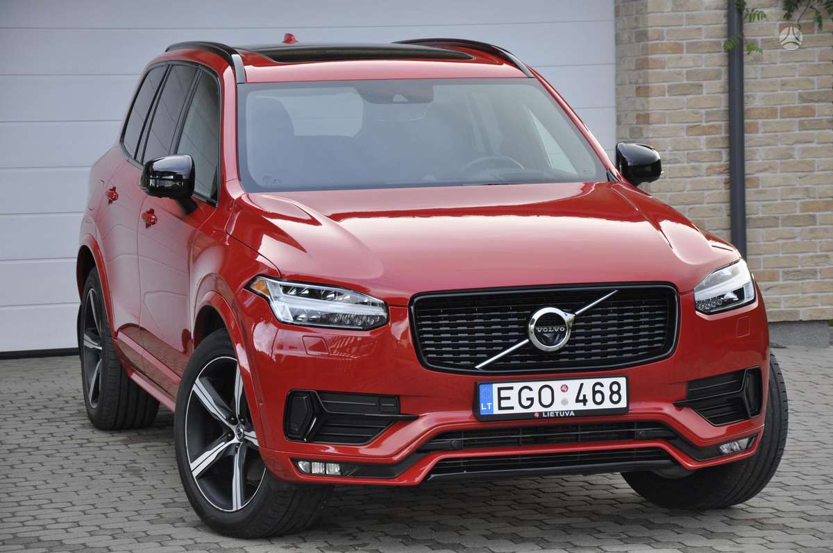 Volvo XC90 - 1
