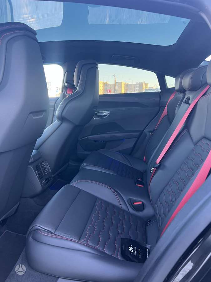 Audi e-tron GT, 93 kWh, hatchback