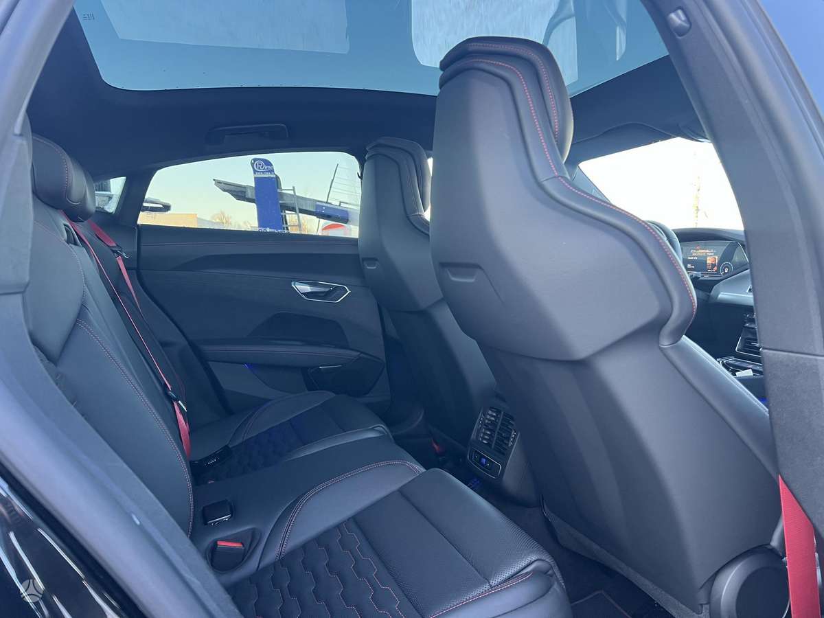 Audi e-tron GT, 93 kWh, hatchback