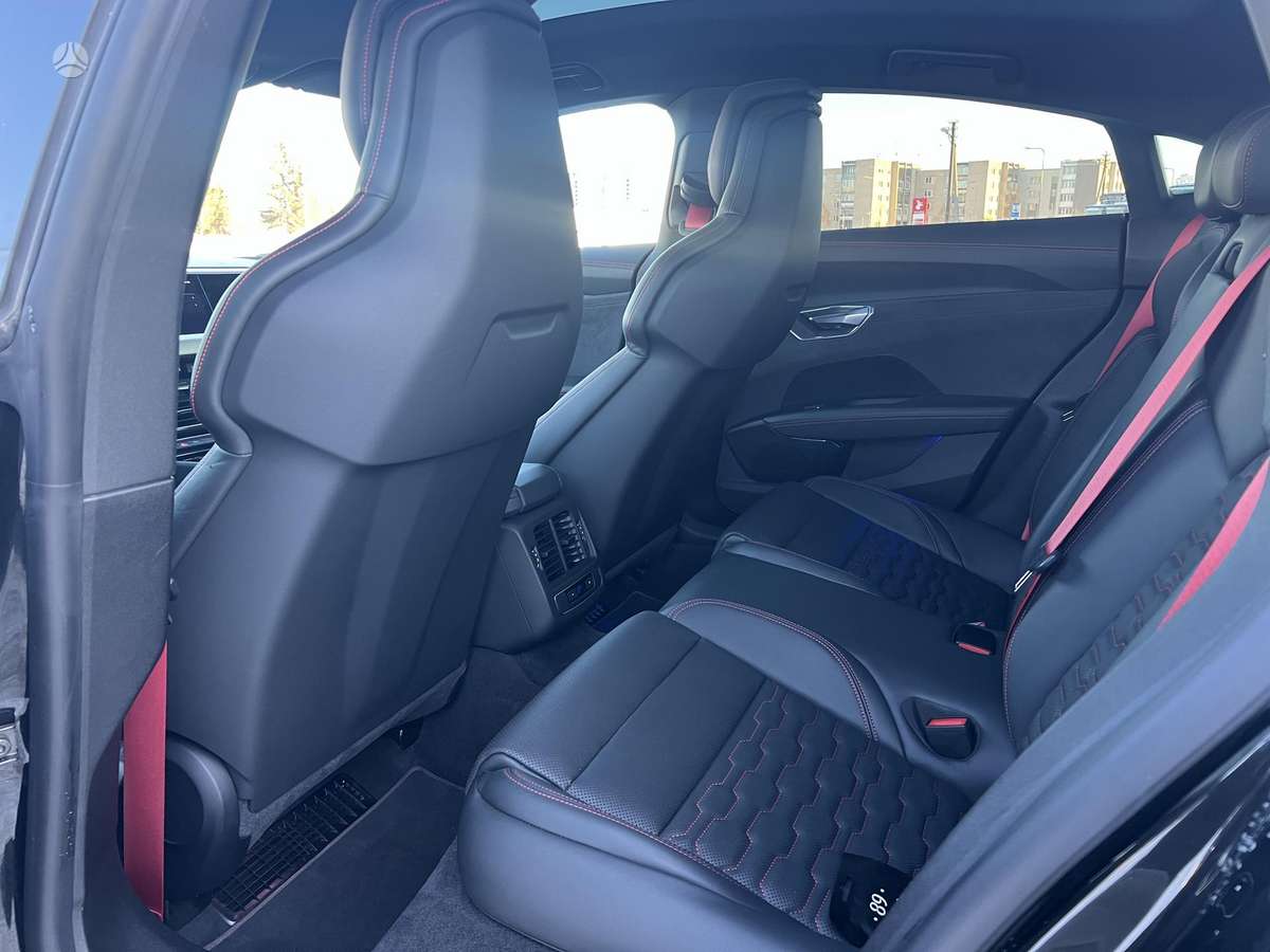 Audi e-tron GT, 93 kWh, hatchback