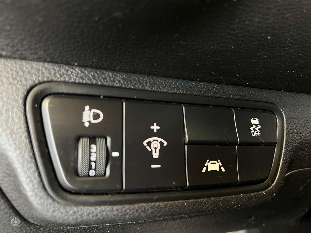 Kia Ceed, 1.6 l., Седан