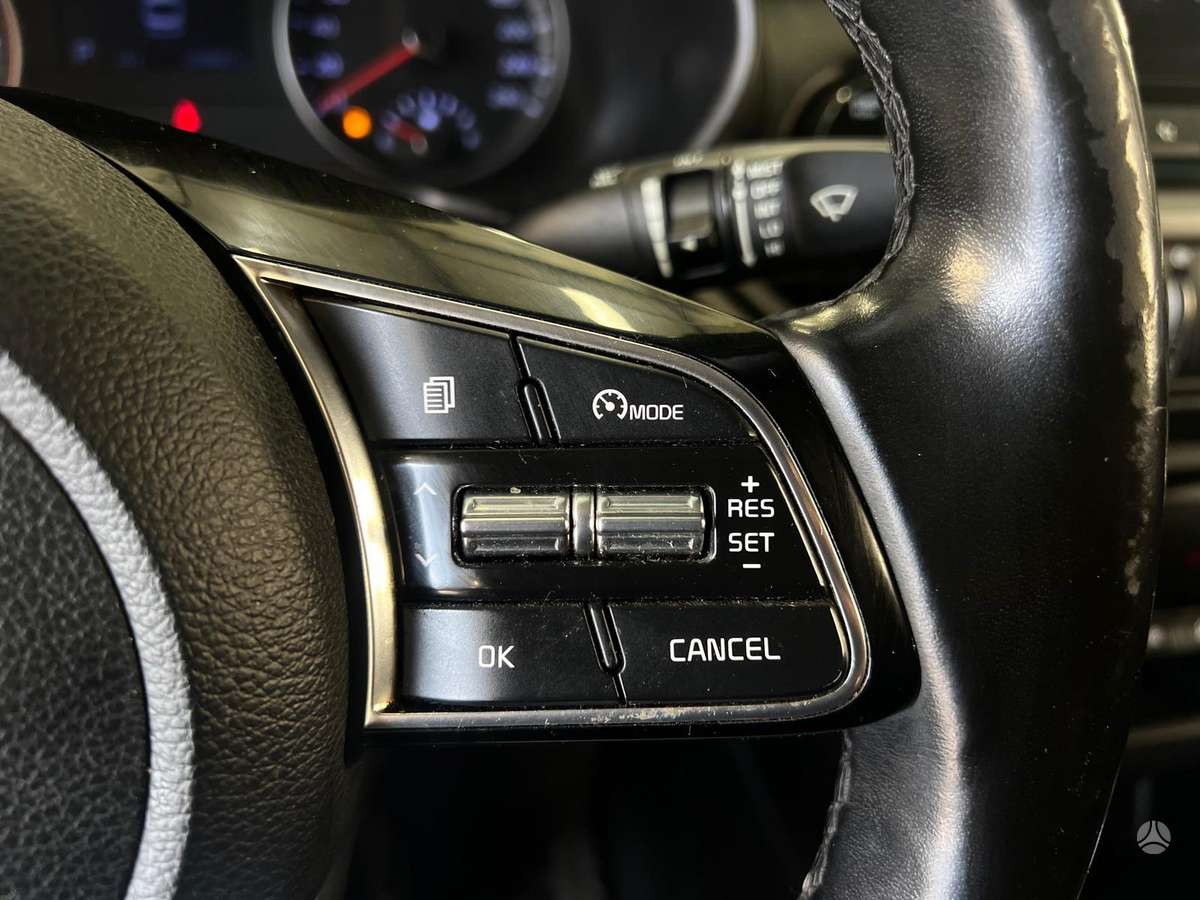 Kia Ceed, 1.6 l., Седан