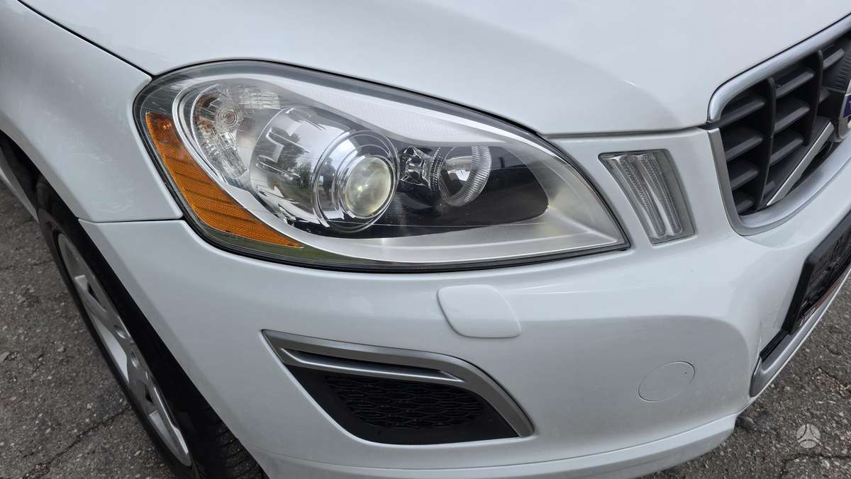 Volvo XC60 - 11