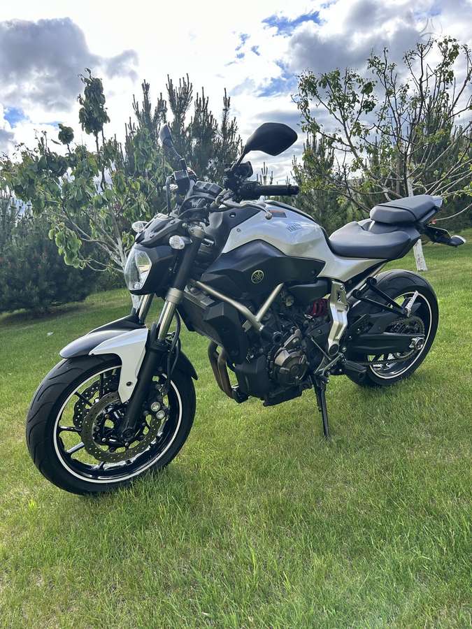 Yamaha MT 07 700cc, street / classic