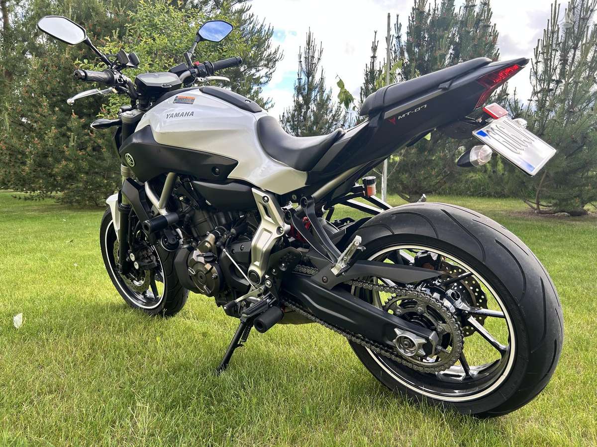 Yamaha MT 07 700cc, street / classic