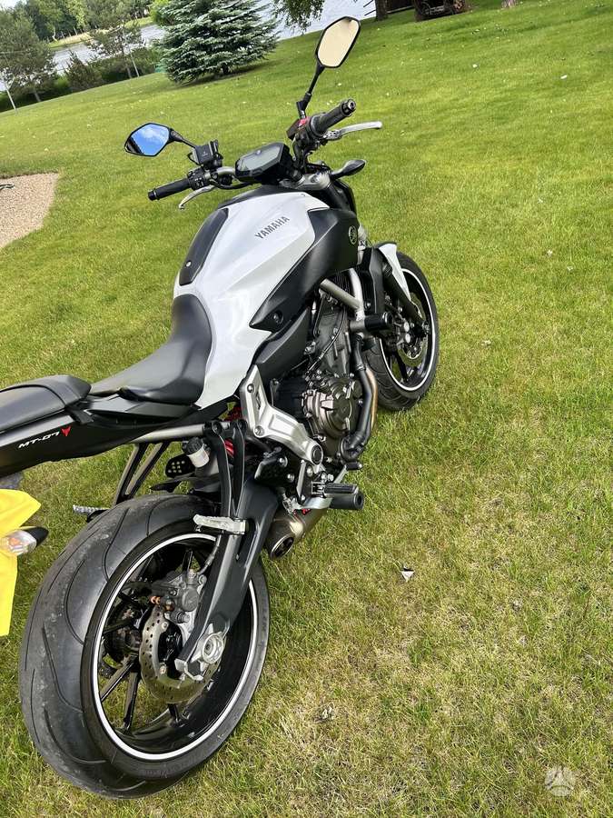 Yamaha MT 07 700cc, street / classic