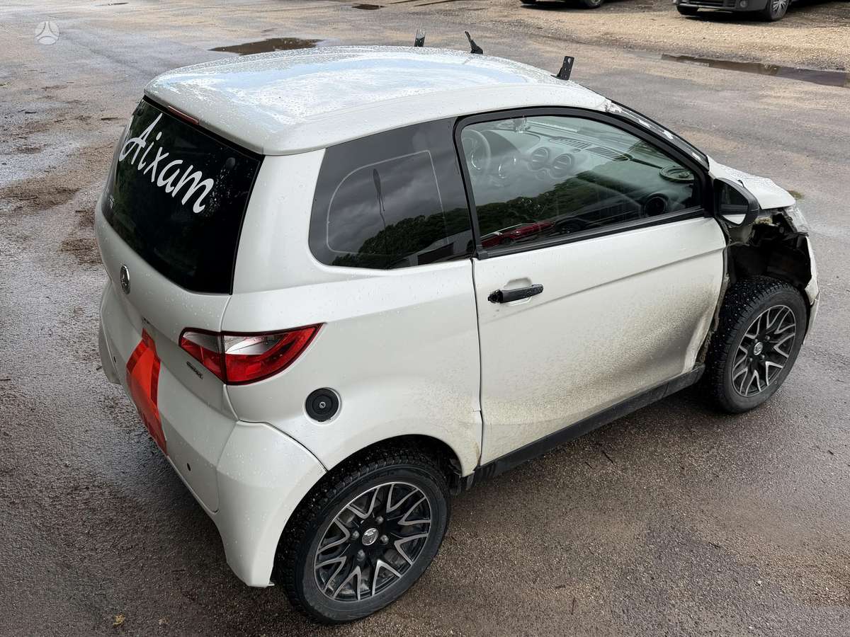 Aixam City, hatchback