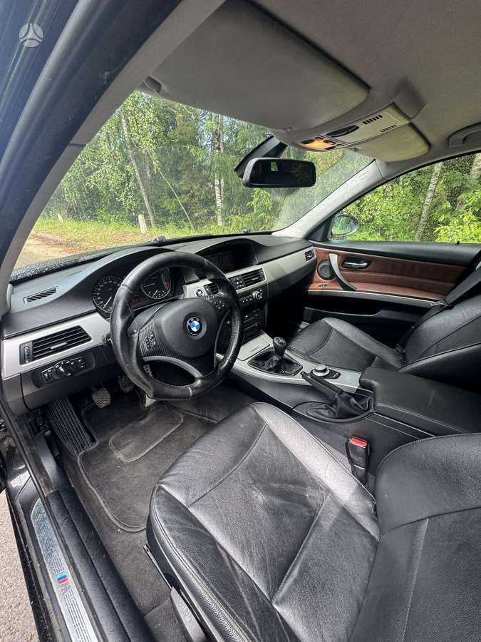 BMW 320, 2.0 l., universalas
