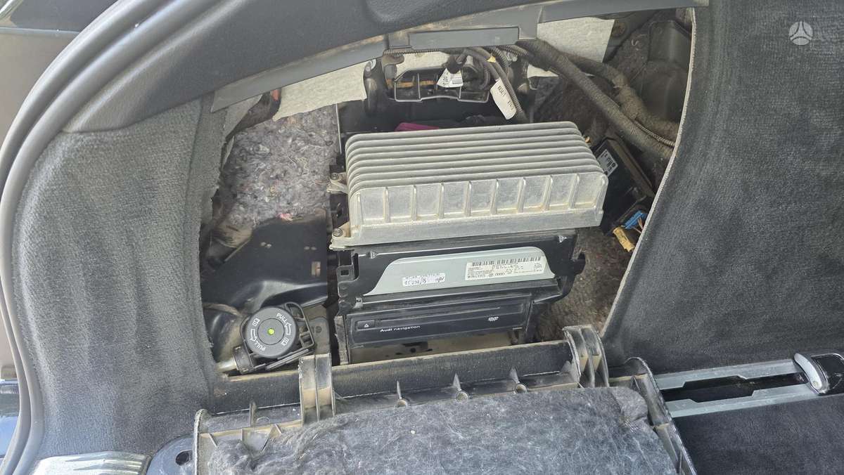Audi A6 allroad, 3.0 l., Универсал