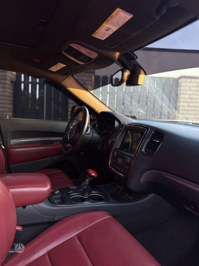 Dodge Durango, 5.7 l., off-road / crossover