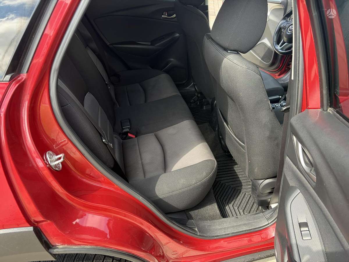 Mazda CX-3, 2.0 l., off-road / crossover