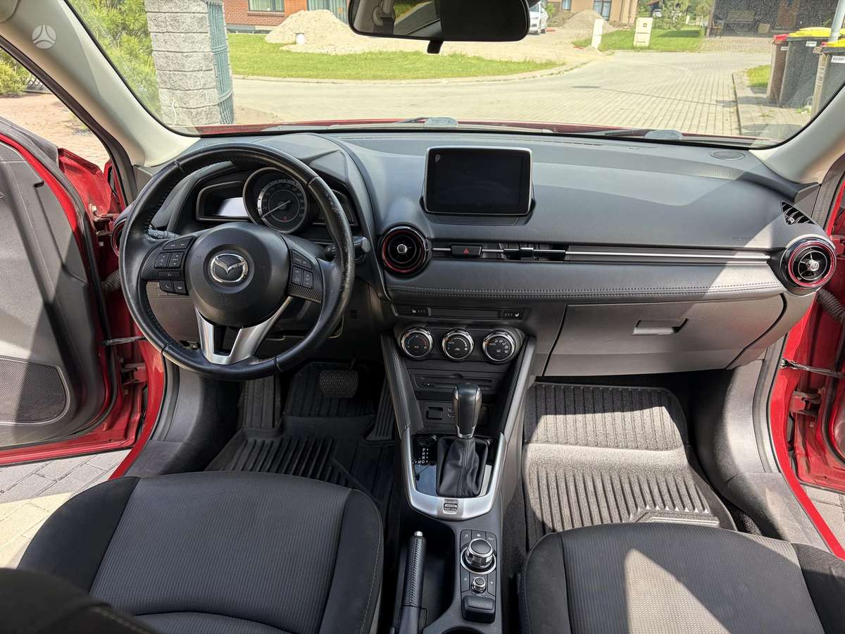 Mazda CX-3, 2.0 l., off-road / crossover