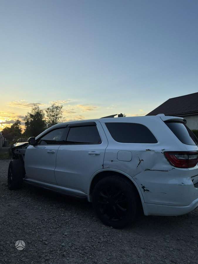 Dodge Durango, 5.7 l., off-road / crossover