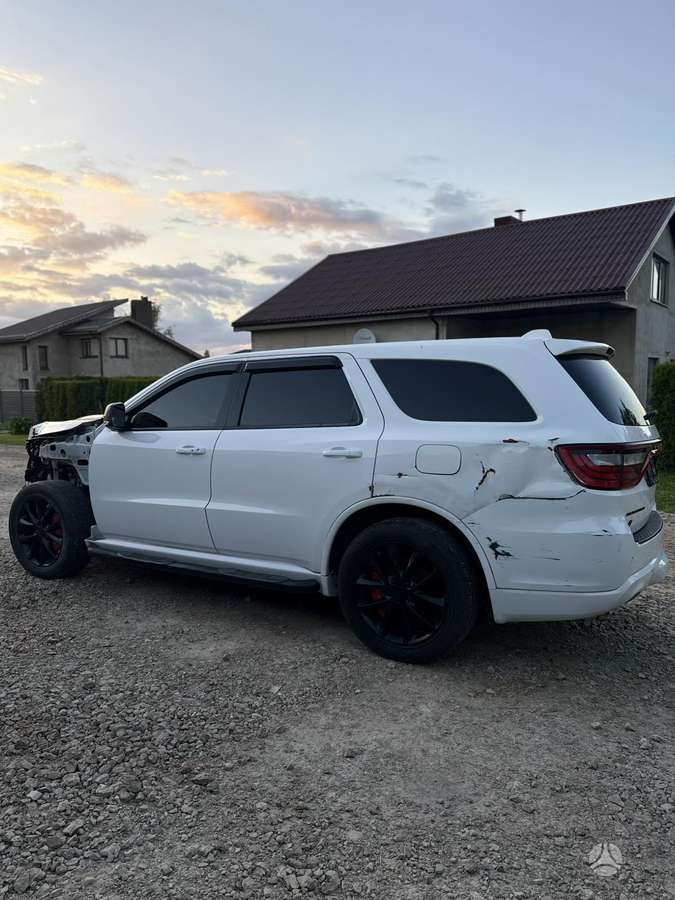 Dodge Durango, 5.7 l., off-road / crossover