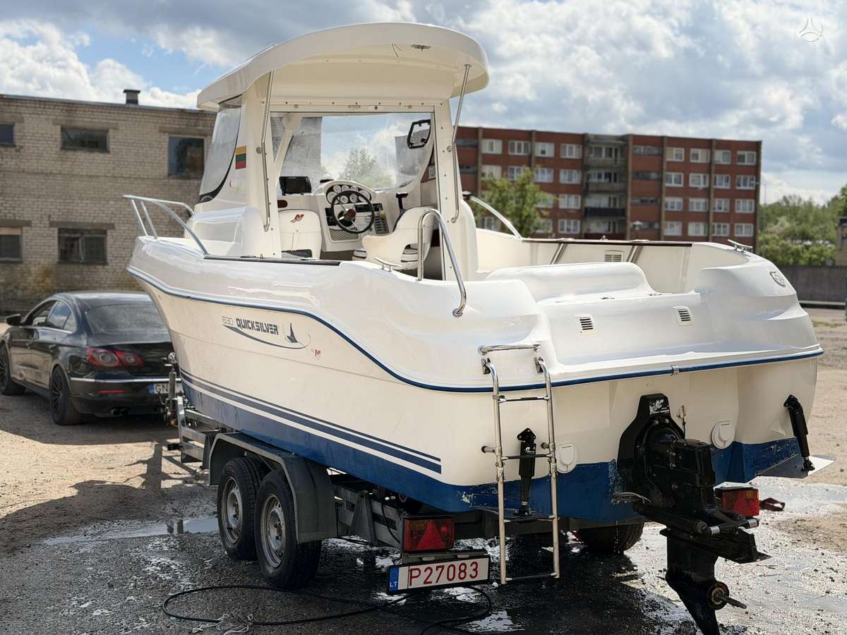 Quicksilver 630 PILOTHAUSE, yachts / cruisers