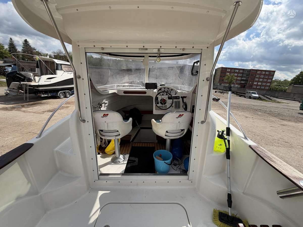 Quicksilver 630 PILOTHAUSE, yachts / cruisers