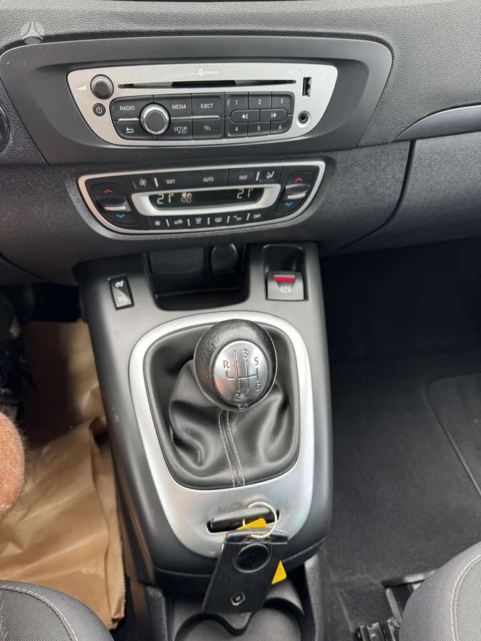 Renault Scenic, 1.5 l., Минивэн