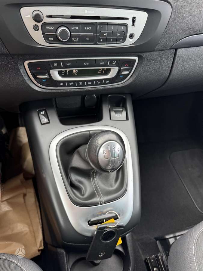 Renault Scenic, 1.5 l., Минивэн
