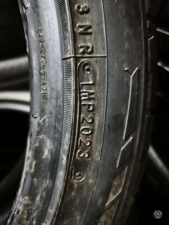 Nitto NT555 G2, летние 255/40 R19