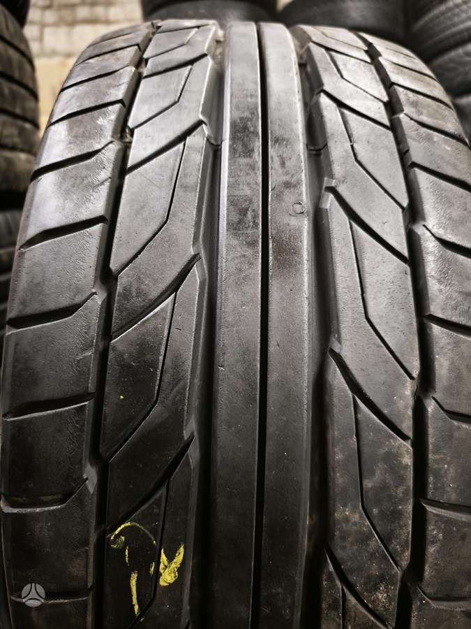 Nitto NT555 G2, летние 255/40 R19