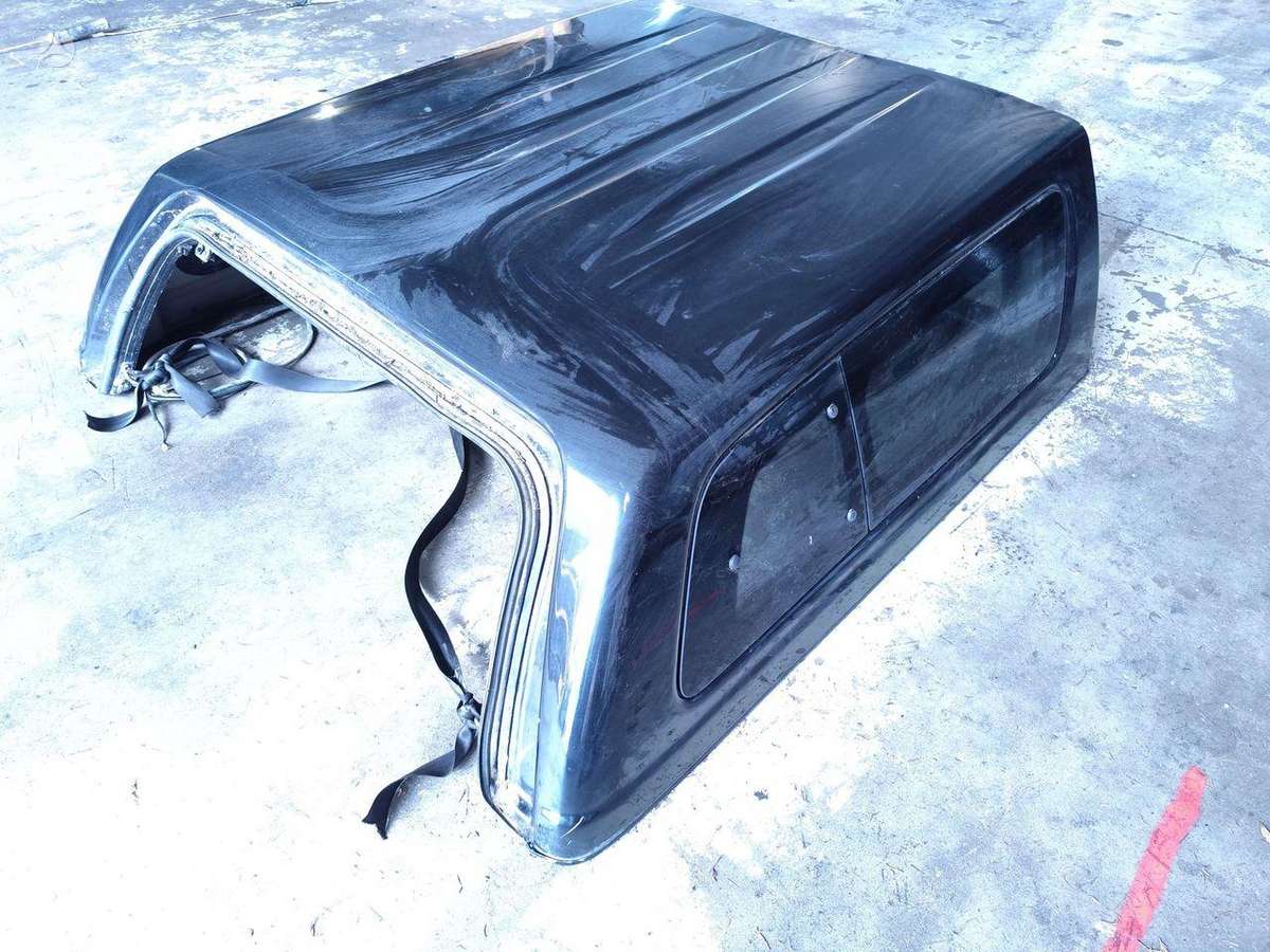 Isuzu D-Max hood (front, rear)