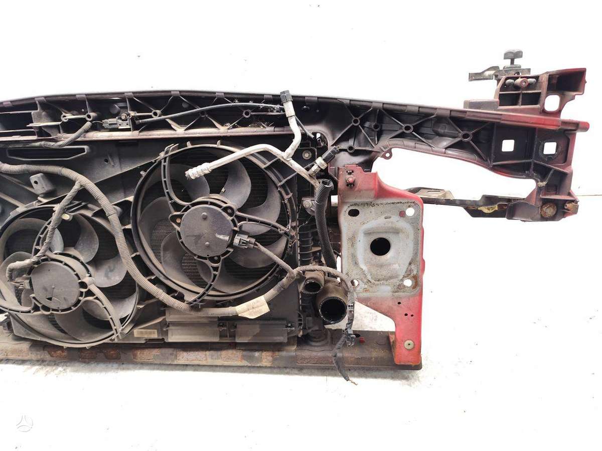 Ford Mondeo hood (front, rear)