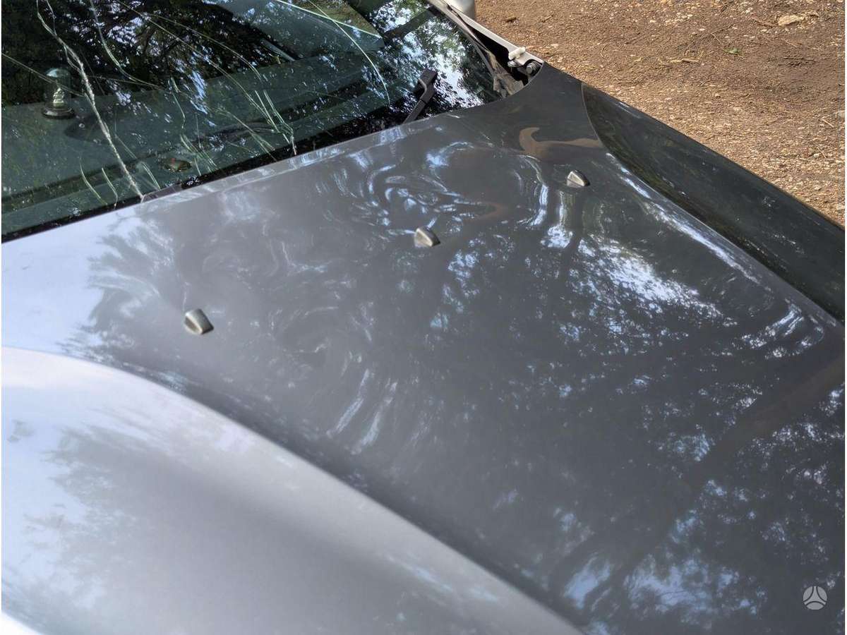 Volvo V40 variklis