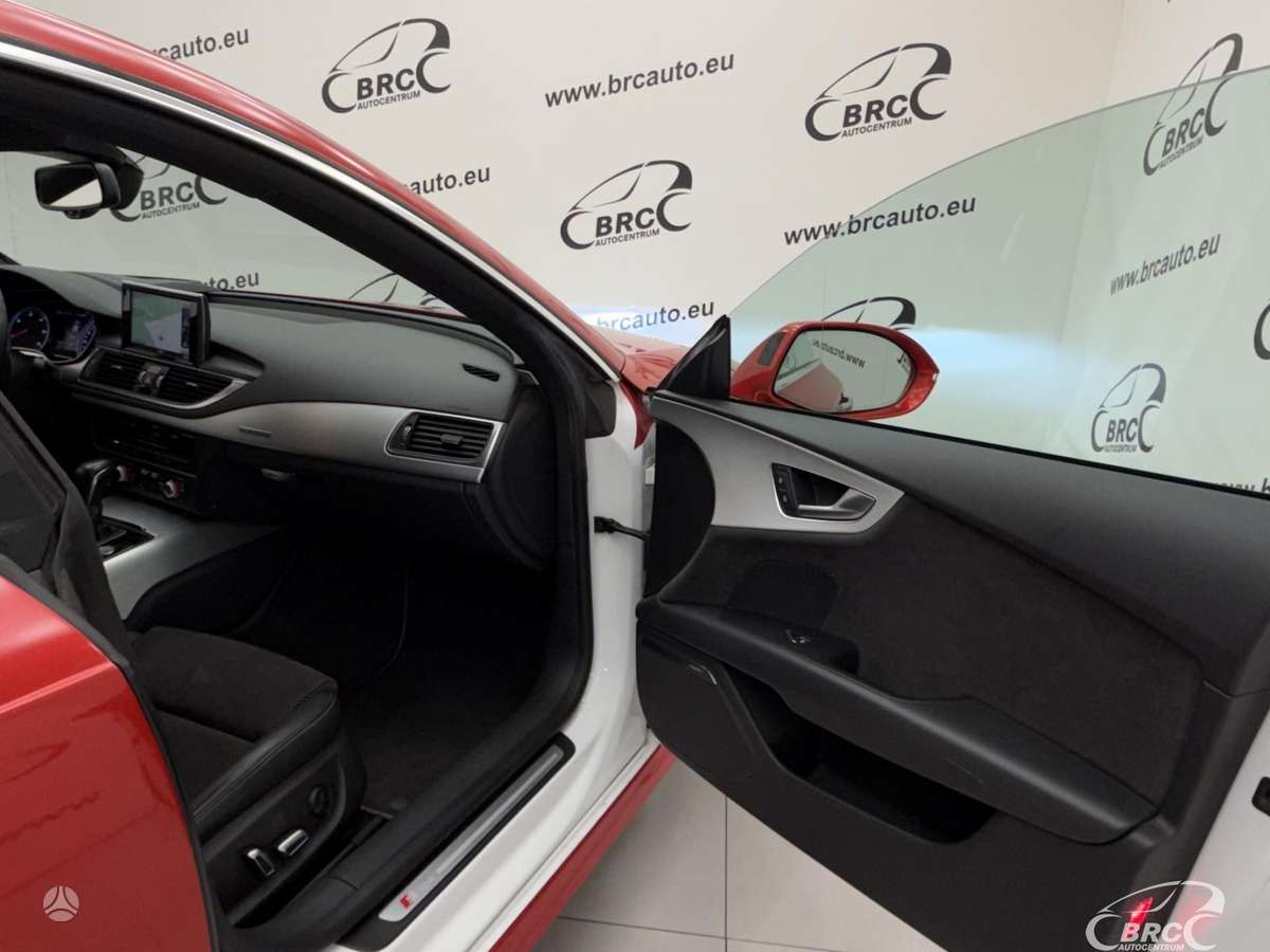 Audi A7, 3.0 l., hatchback