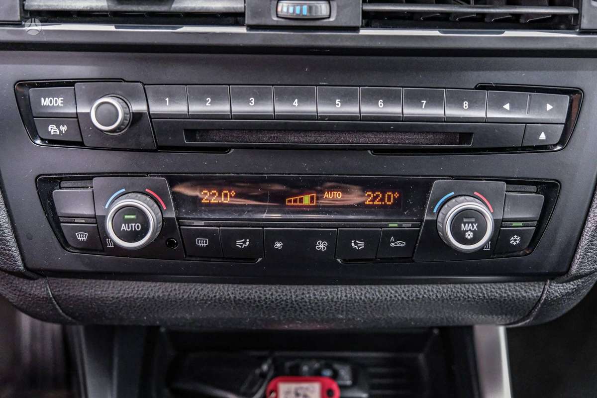 BMW 116, 1.6 l., Хэтчбек