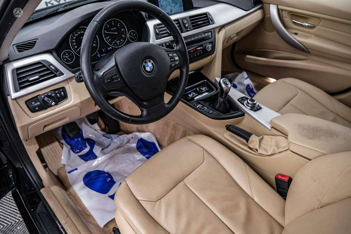 BMW 318, 2.0 l., wagon
