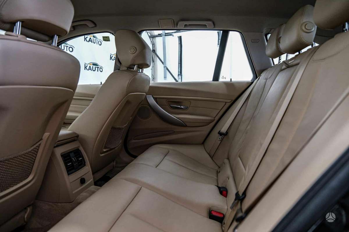 BMW 318, 2.0 l., wagon