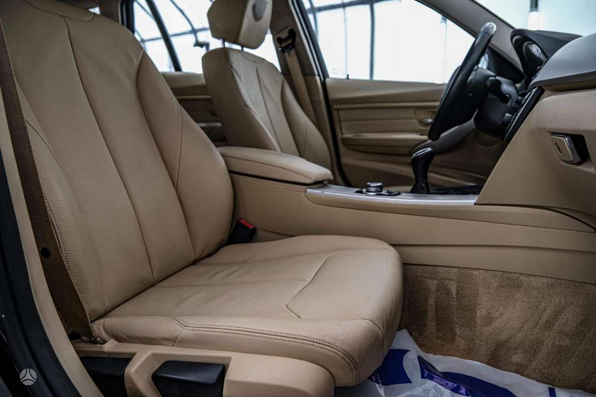 BMW 318, 2.0 l., wagon