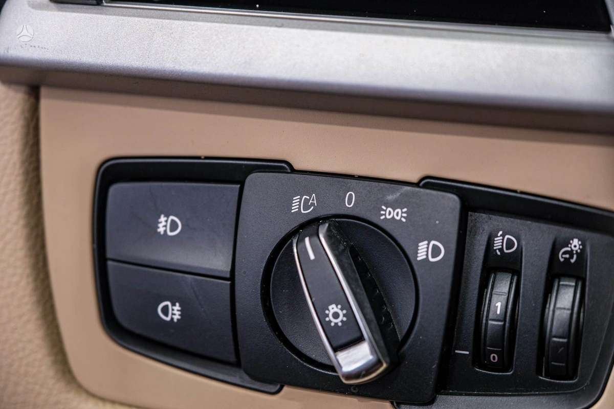 BMW 318, 2.0 l., wagon