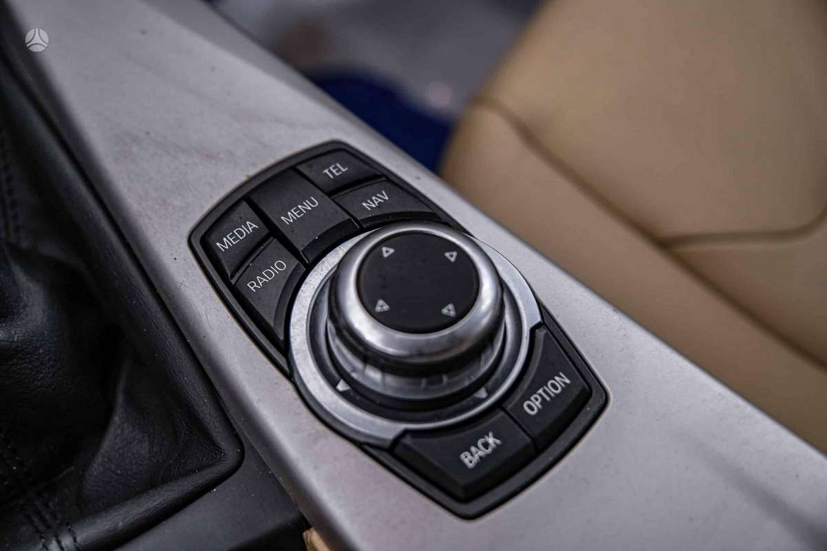 BMW 318, 2.0 l., wagon
