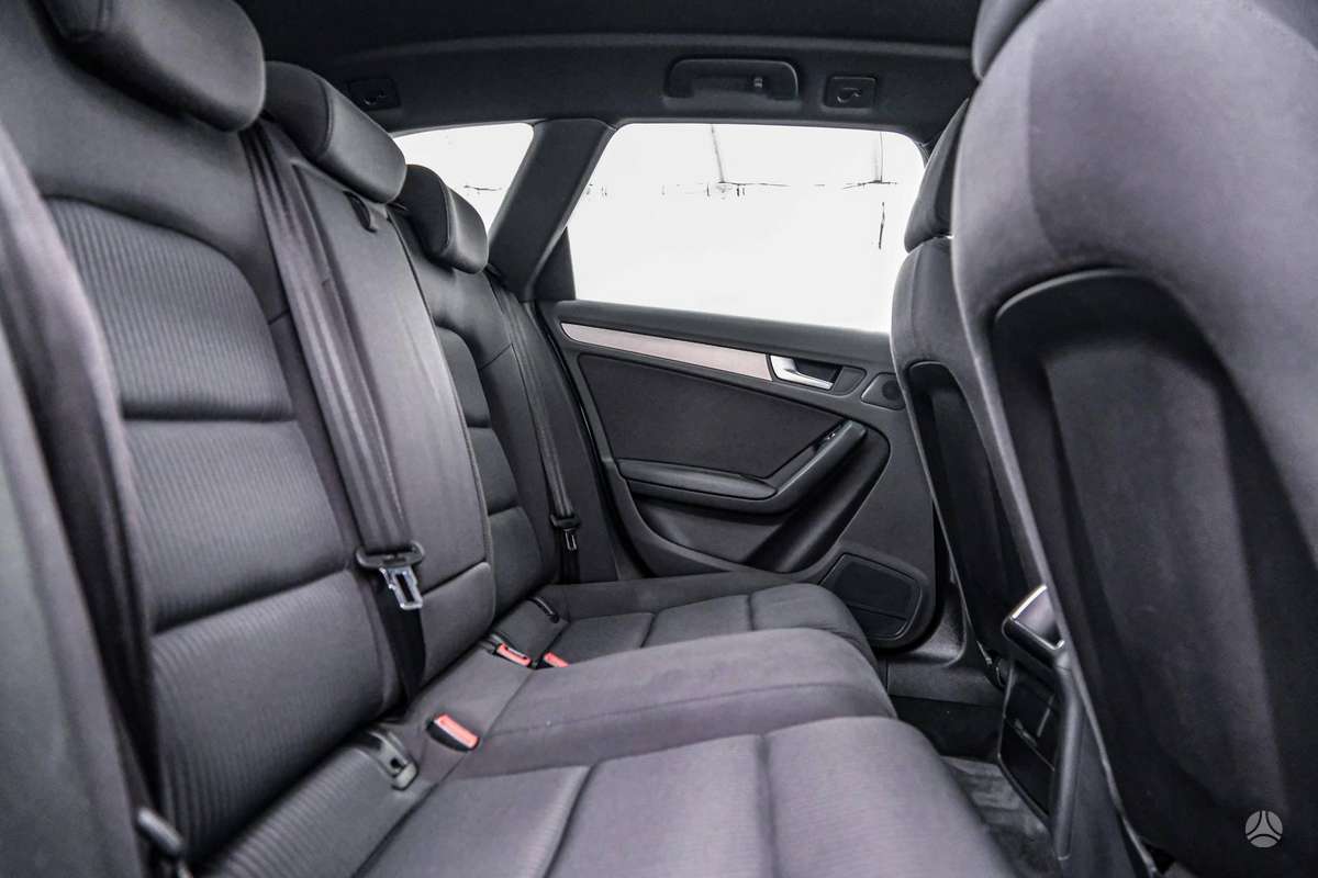 Audi A4, 2.0 l., Универсал