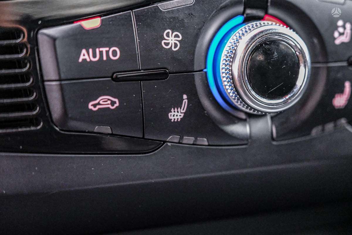 Audi A4, 2.0 l., Универсал