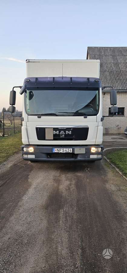 MAN TGL 7.150, box trucks / box vans