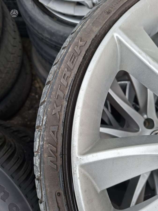 Maxtrek, vasarinės 245/30 R20
