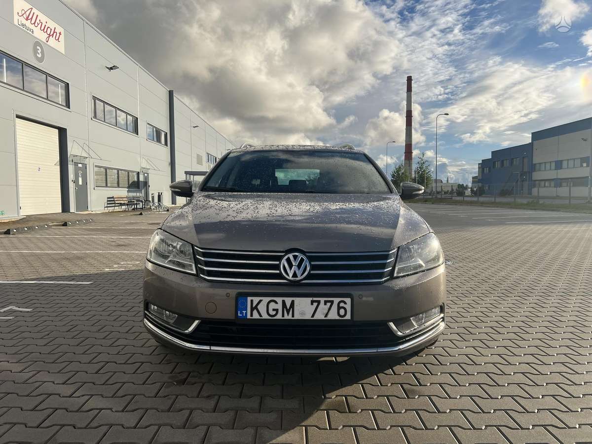 Volkswagen Passat - 2