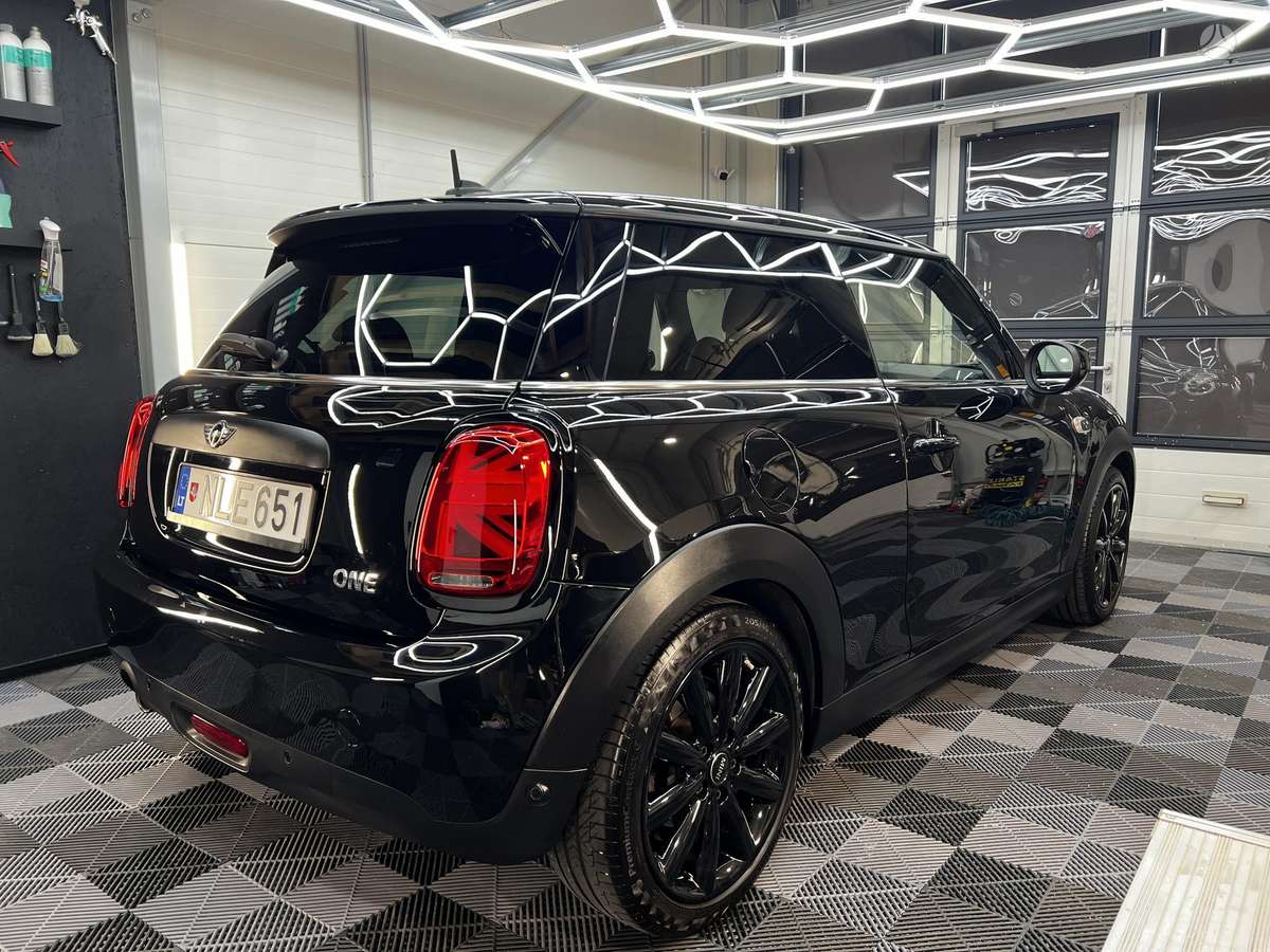 Mini One, 1.5 l., hatchback