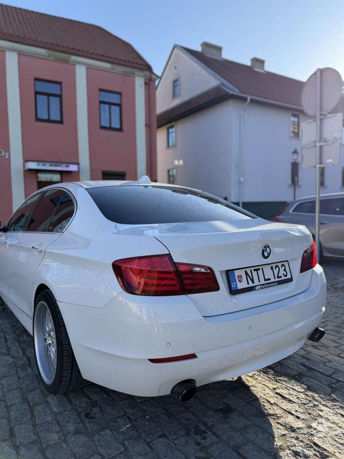 BMW 535, 3.0 l., Седан