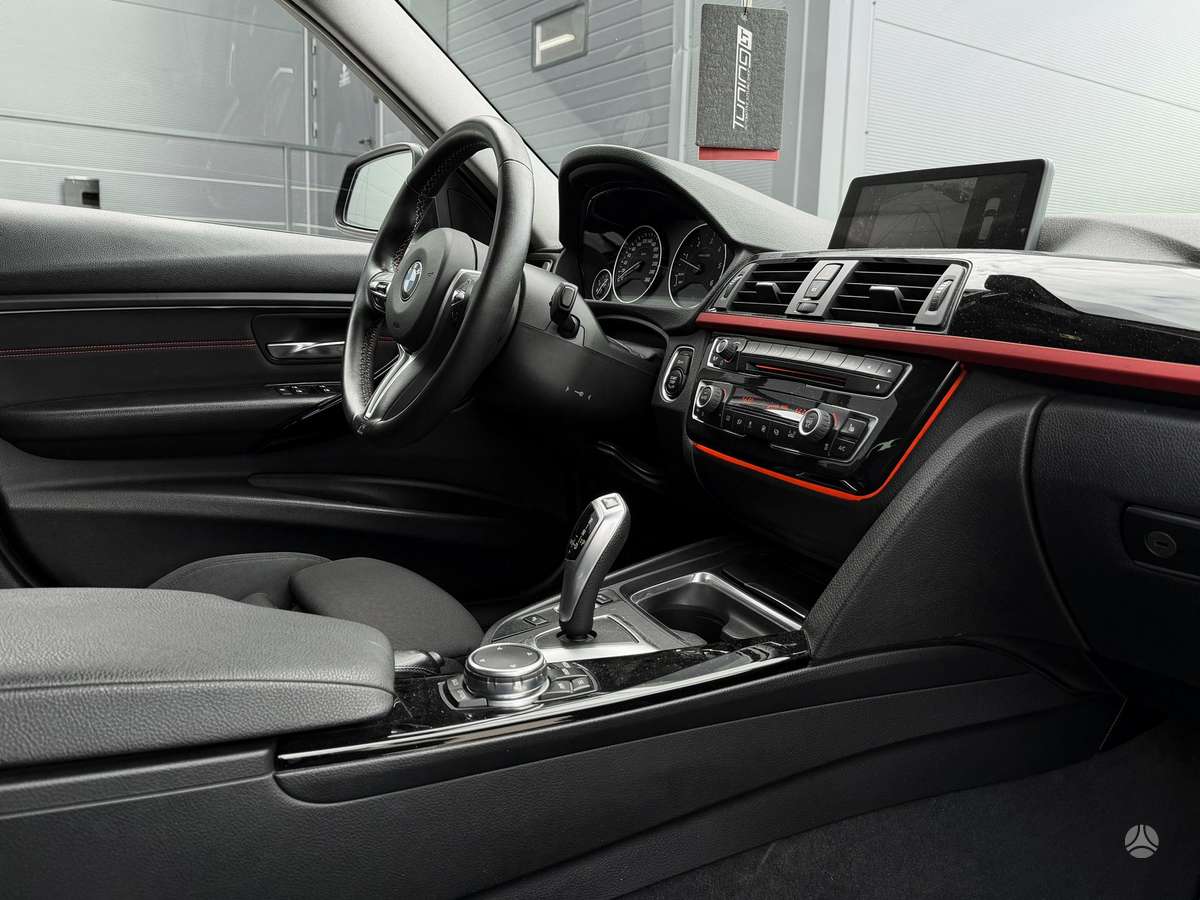 BMW 320, 2.0 l., wagon