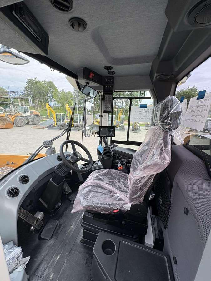 Liebherr L566 XPower, frontal loader