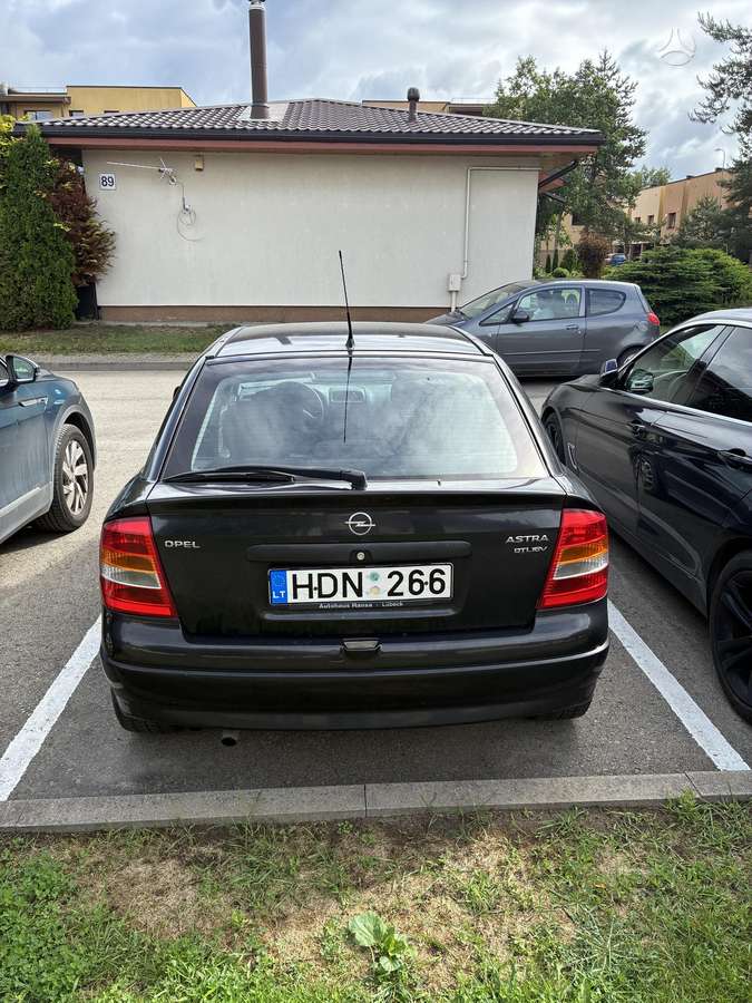 Opel Astra, 2.0 l., hatchback